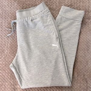 Puma Gray Sweatpants with pockets